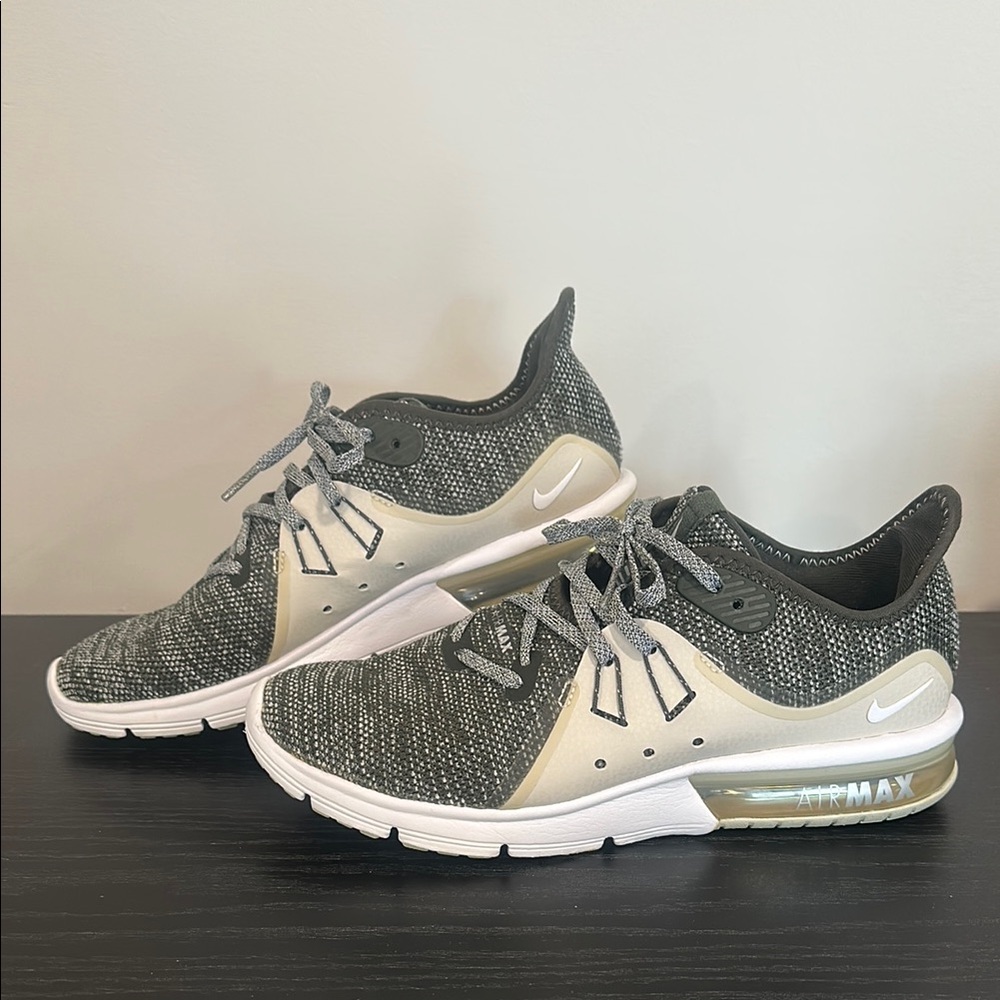Nike Air Max Women's Athletic Shoes - Gray and Cream